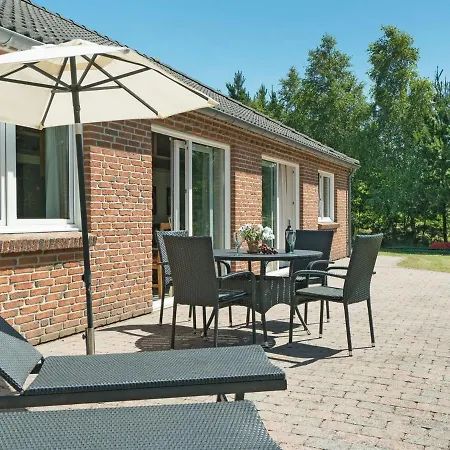 Holiday home Arletty - 1km From The Sea In Western Jutland By Interhome *