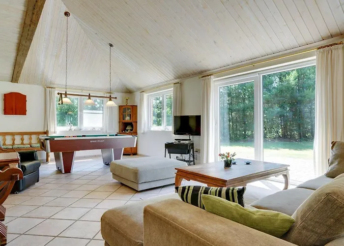 Arletty - 1km From The Sea By Interhome *